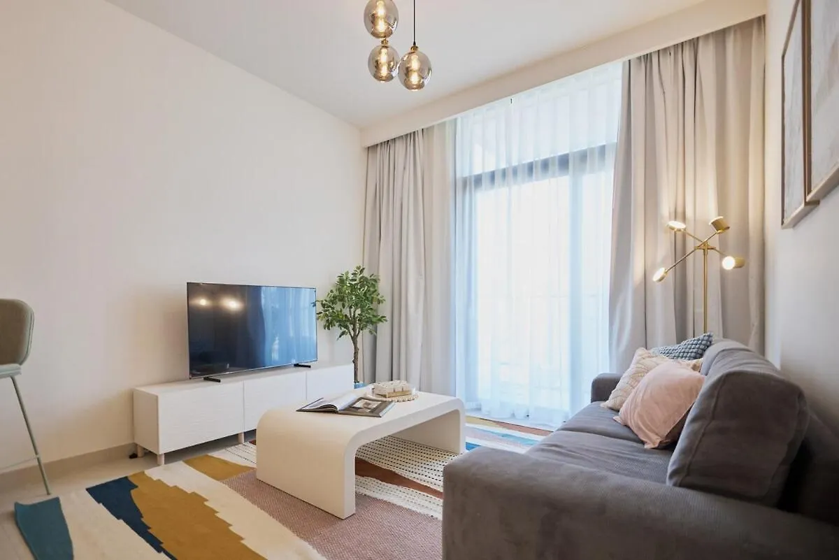 Apartment Spacious 1Br Burj Crown Downtown Dubai