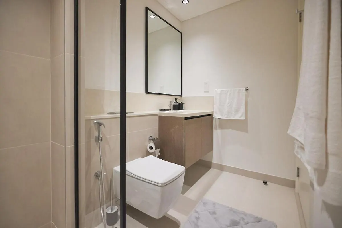 Spacious 1Br Burj Crown Downtown Dubai Apartment